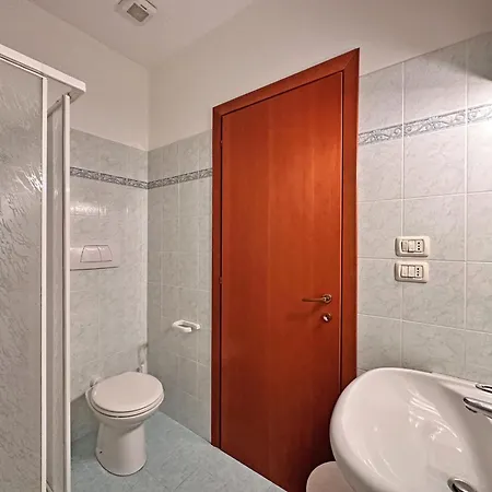 189 - Trilocale Con Terrazzo Panoramico A Sirolo, Con Spiaggia E Parcheggio Al Balneare Incluso Appartamento